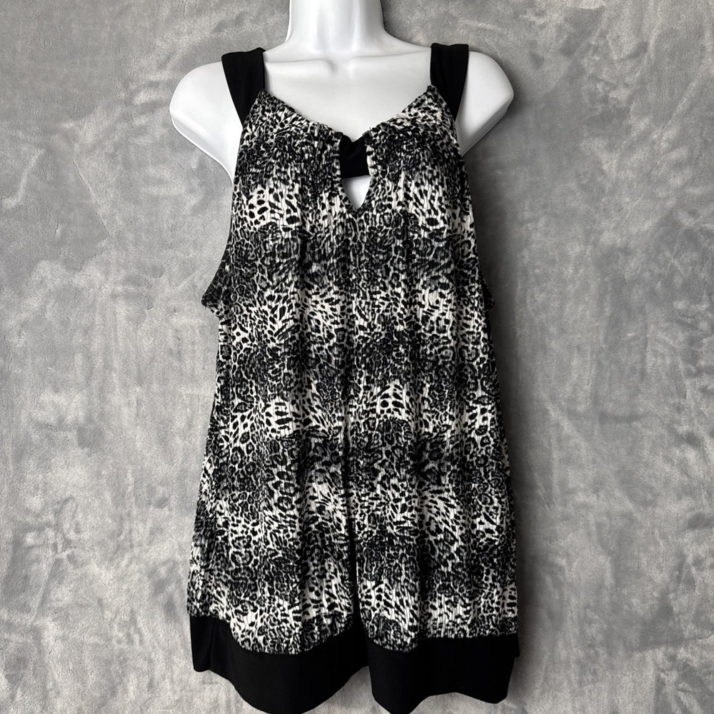 Lane Bryant Tank Top Women 18/20 Black White Leopard Print Pleated Keyhole‎